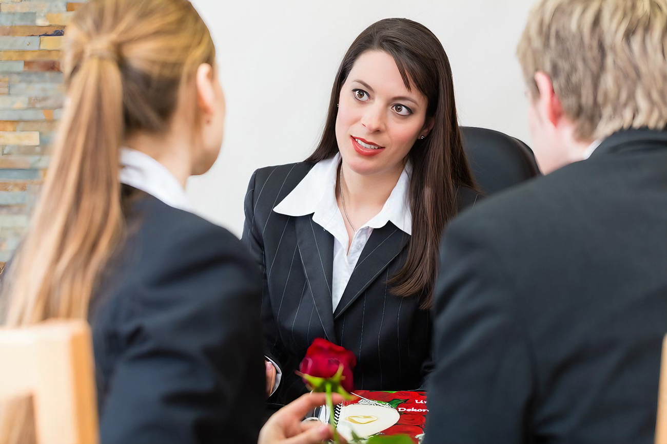 Begravningsbyrå Mölnbo - Södertälje Begravningsbyrå Mölnbo - Begravningar Mölnbo med omnejd - Personal - 1 Begravningsbyrå Mölnbo - Södertälje Begravningsbyrå Mölnbo - Begravningar Mölnbo med omnejd - Personal - 1